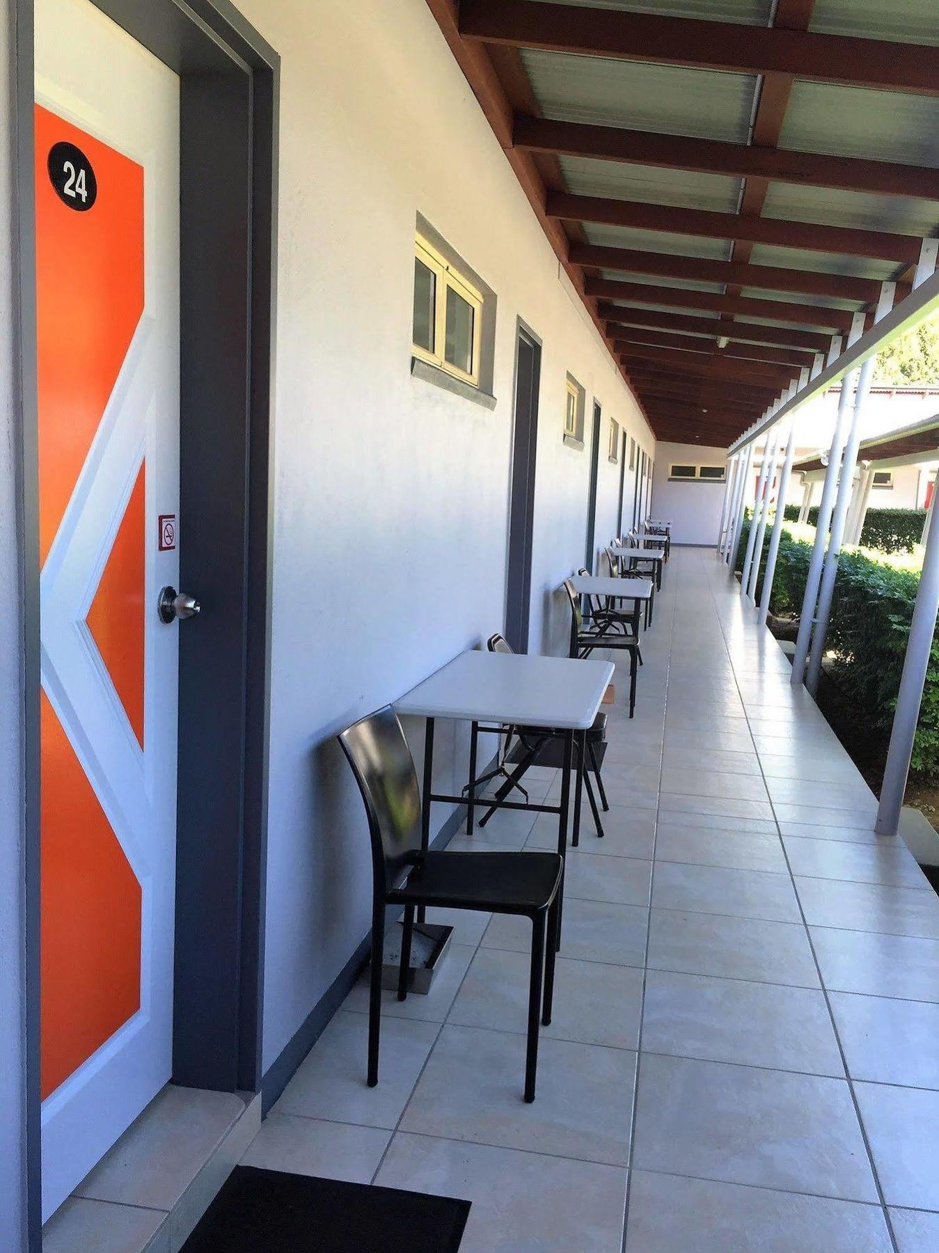 Red Bridge Motor Inn Woombye Exterior foto